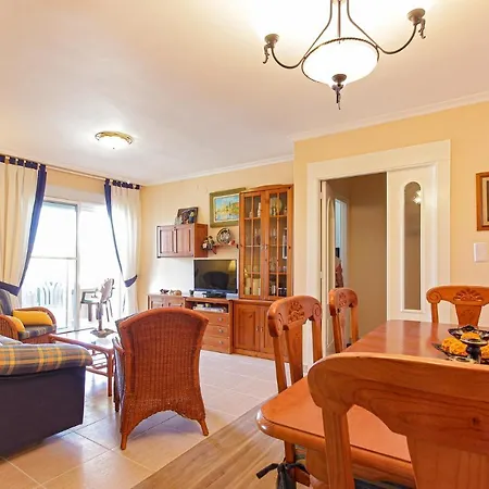 Stunning 2-Bed 2 Bathroom Apartment 150M From Sea 데니아