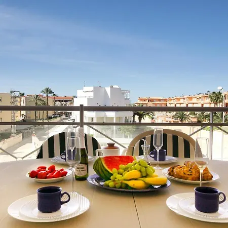 아파트 Stunning 2-Bed 2 Bathroom Apartment 150M From Sea 데니아