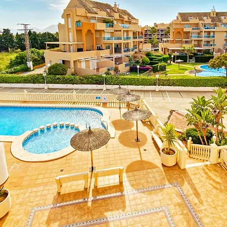 Stunning 2-Bed 2 Bathroom Apartment 150M From Sea 데니아
